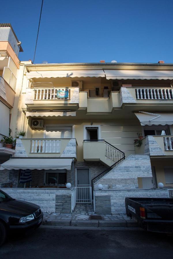 Holiday House Ioanna 2 - Loft Néa Péramos المظهر الخارجي الصورة