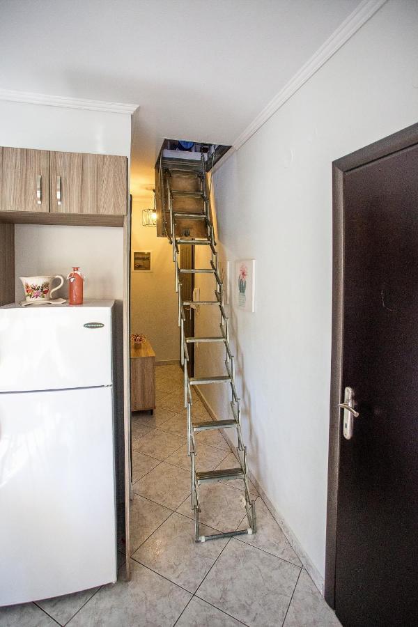 Holiday House Ioanna 2 - Loft Néa Péramos المظهر الخارجي الصورة
