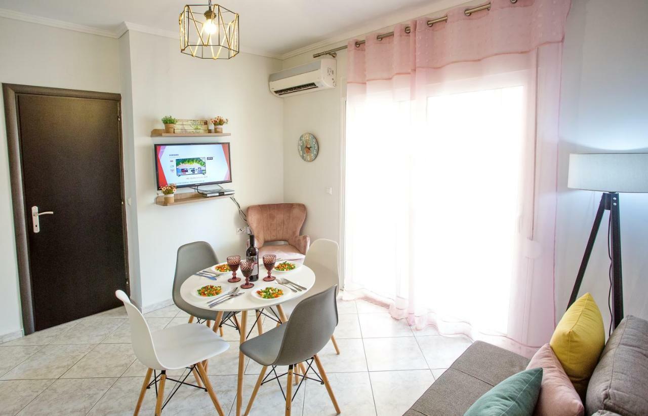 Holiday House Ioanna 2 - Loft Néa Péramos المظهر الخارجي الصورة
