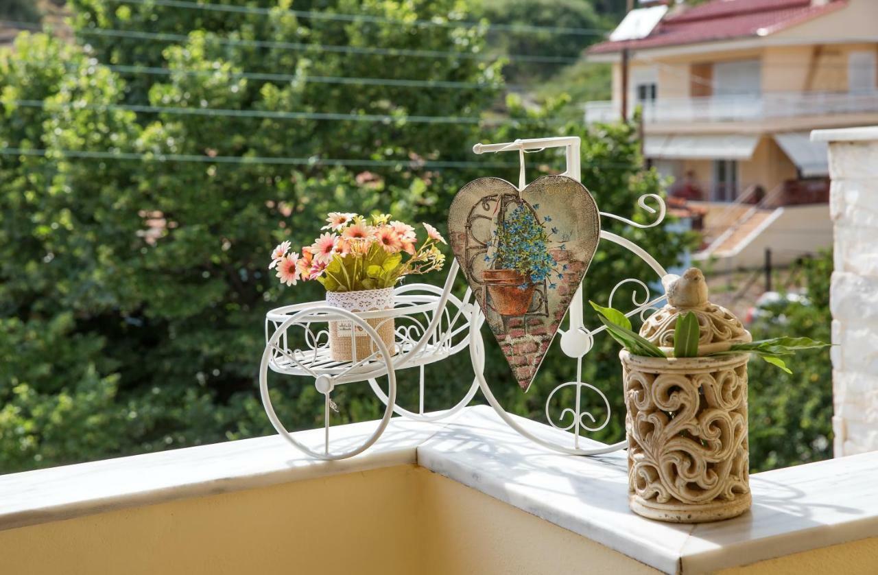 Holiday House Ioanna 2 - Loft Néa Péramos المظهر الخارجي الصورة